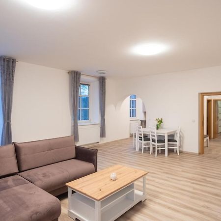 Hotel Zamecek Распенава Экстерьер фото